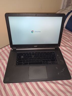 Acer Chrome Laptop in Black - Compact Chromebook
